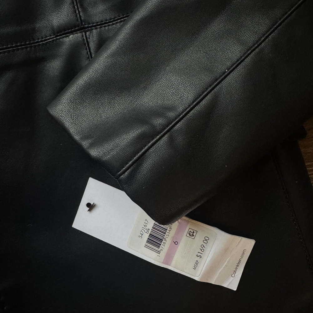 Calvin Klein Black Women's Leather Blazer NWT Size 6 - Picture 3 of 6